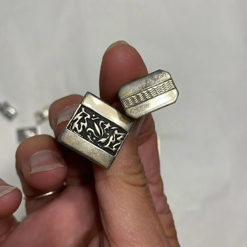 Mismatched Cufflinks !